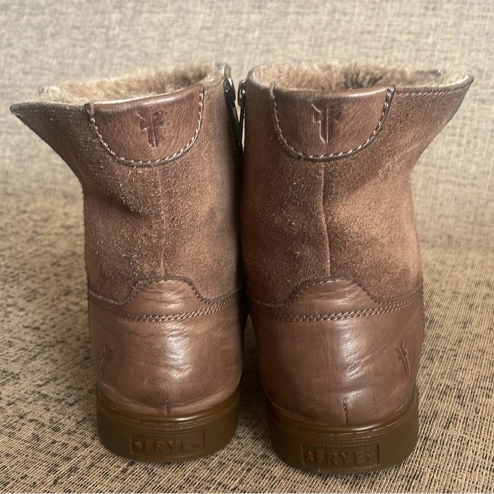 Frye Women’s Gemma Shearling Short Boot Lined, Leather. Size 7.5. So Cozy! - Picture 5 of 11